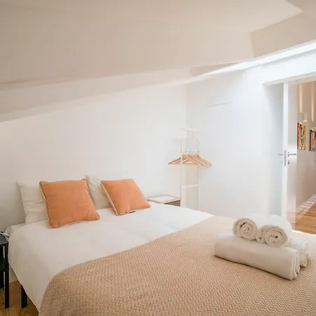 A Sweet Mikis Apartment